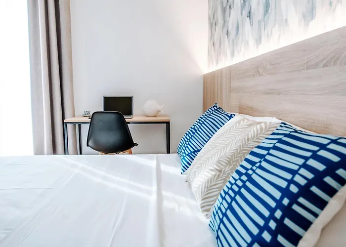 Sweet Lloret Suites